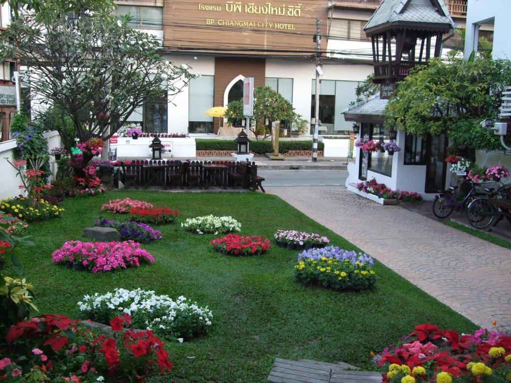 Hotel Rachamankha Flora House Chiang Mai Exterior foto